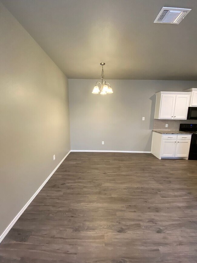 Photo - 1115 Preston Trails Unit B