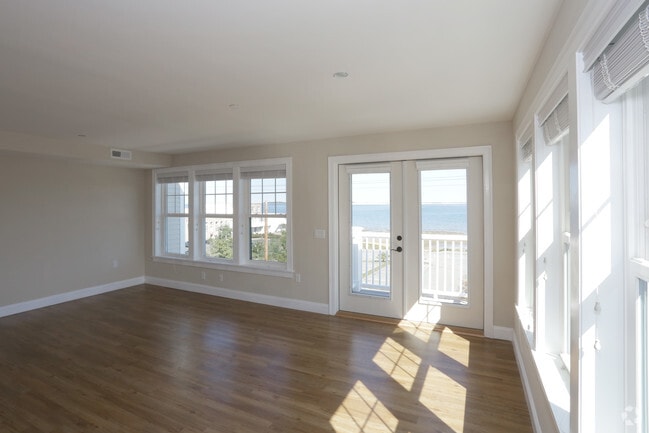 Photo - Copper Cove Village