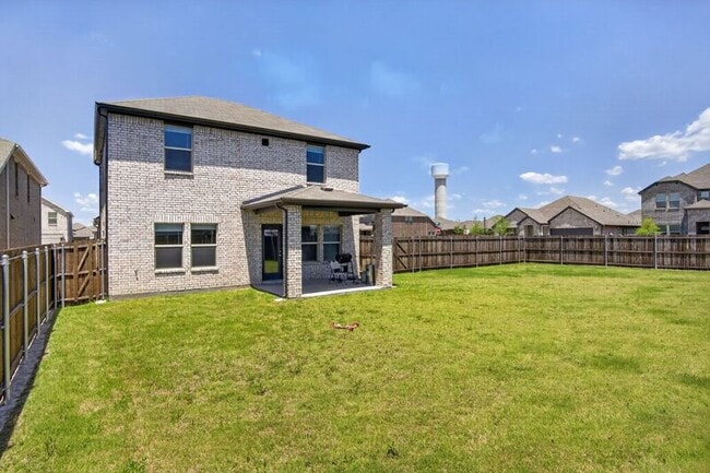Photo - 803 Russell Dr