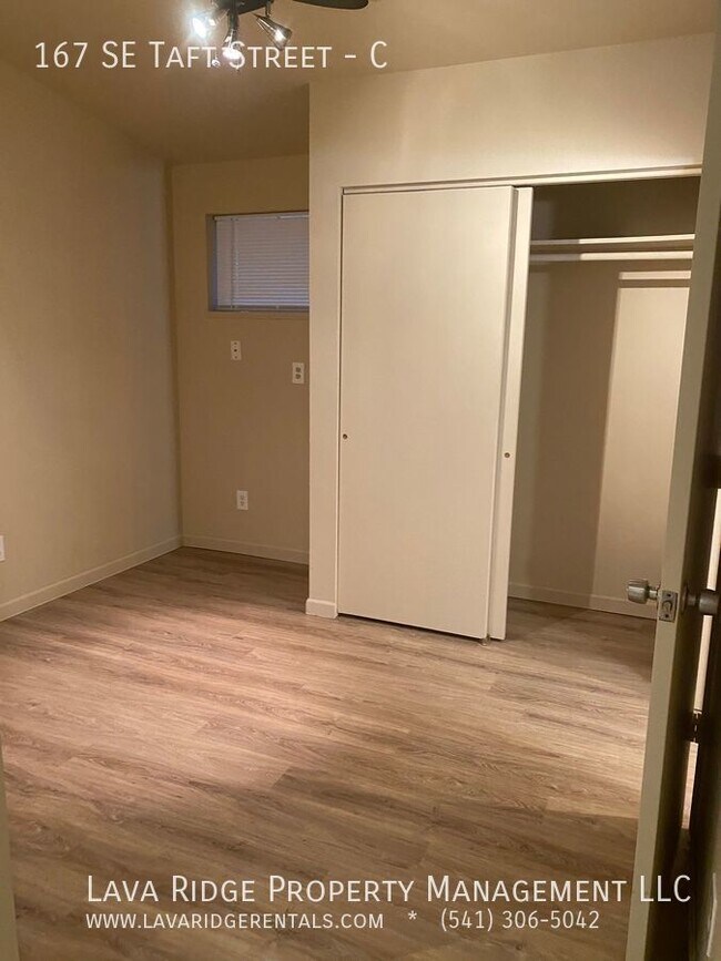 Photo - 167 SE Taft Ave Unidad C