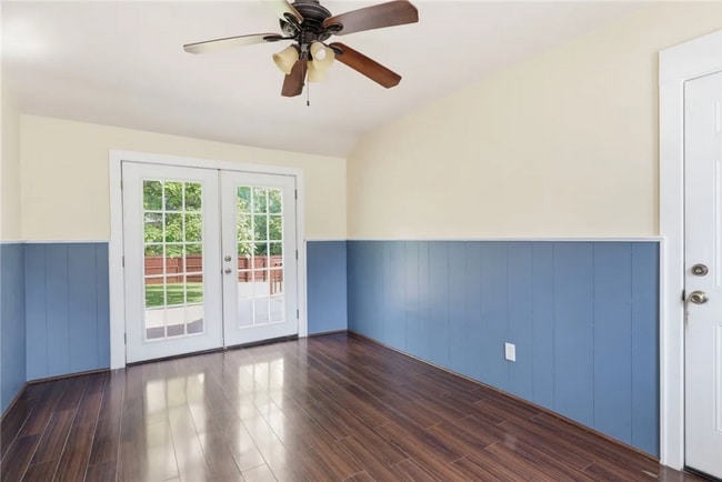 Photo - 27 Pleasant View Dr