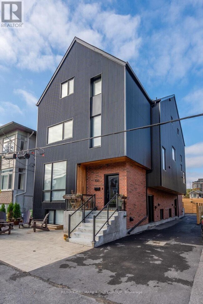 Photo - 130 Glenora St