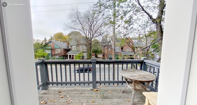 Photo - 157 Spadina Rd Unit 3