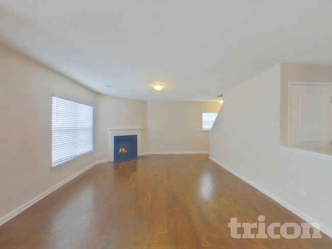 Photo - 208 Willow Grv Wy