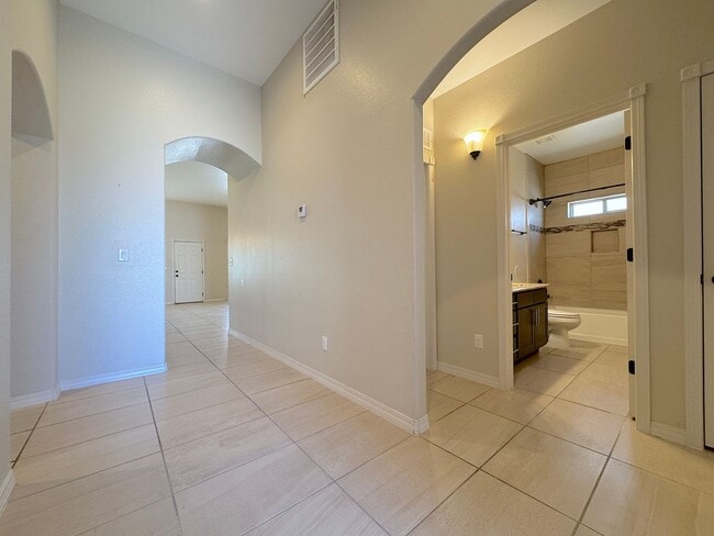 Photo - West El Paso 4 bed refrig A/C Home in Enchanted Ridge!