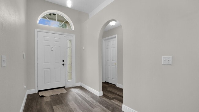 Photo - 631 Doe Cove Pl