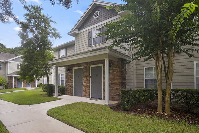 Spring Lake Cove Apartments - Fruitland Park, Fl 