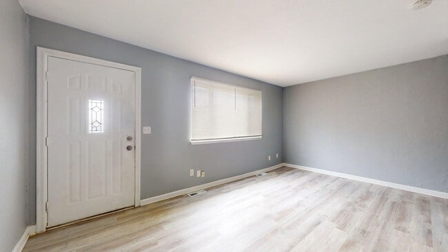 Photo - Elyria - updated 2 bedroom/1 bath townhouse. Unit 3