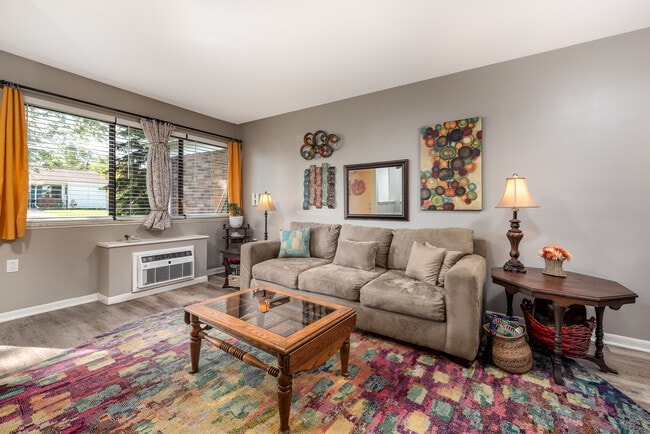 Photo - Highlander Heights