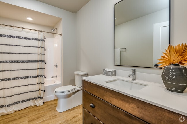2-BR-2-BA-1386SF