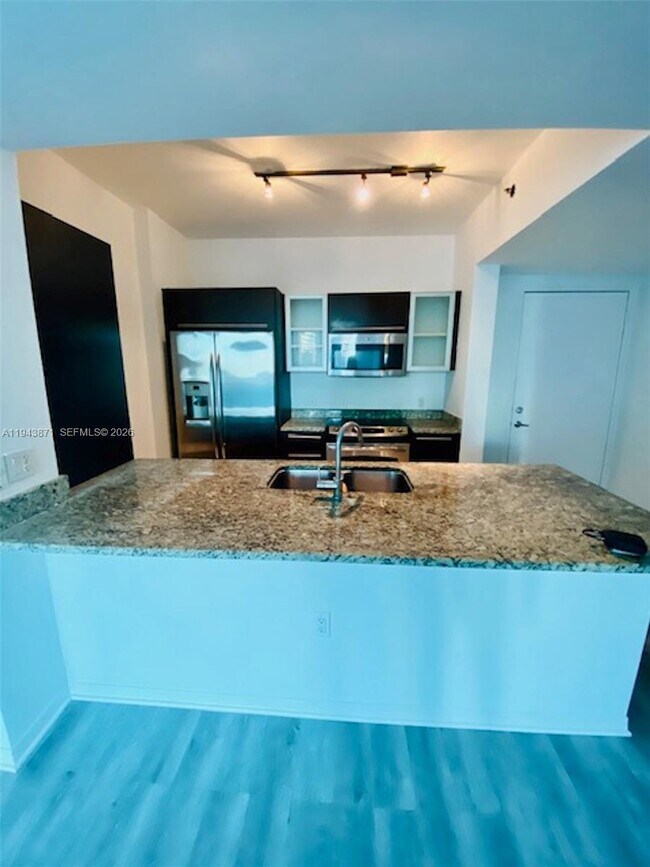 Photo - 951 Brickell Ave Unit 3305