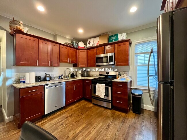 Photo - 47 Beech Glen St Unit 2