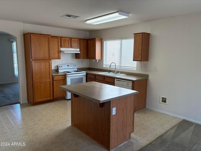 Photo - 1616 E Aspen Ave