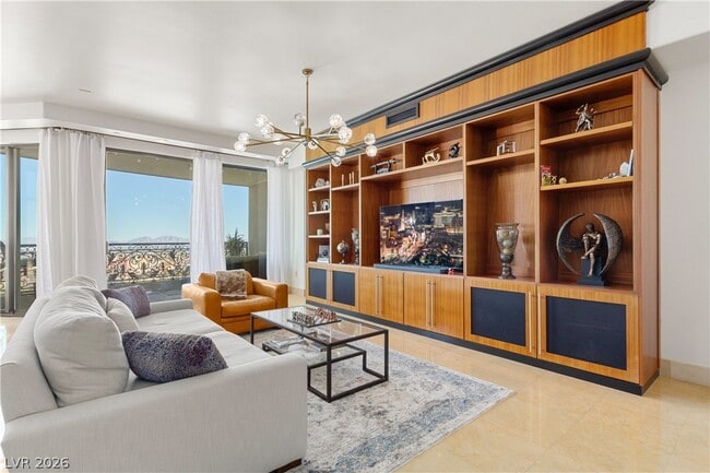 Building Photo - 9103 Alta Dr Unit 807