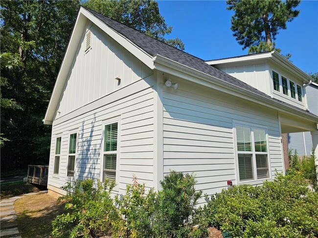 Photo - 2400 Lowe St NW