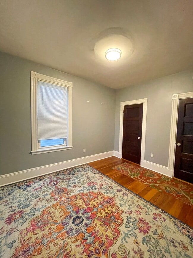 Photo - South Boston 3bed / 1bath available January 1 2026 - $3200
