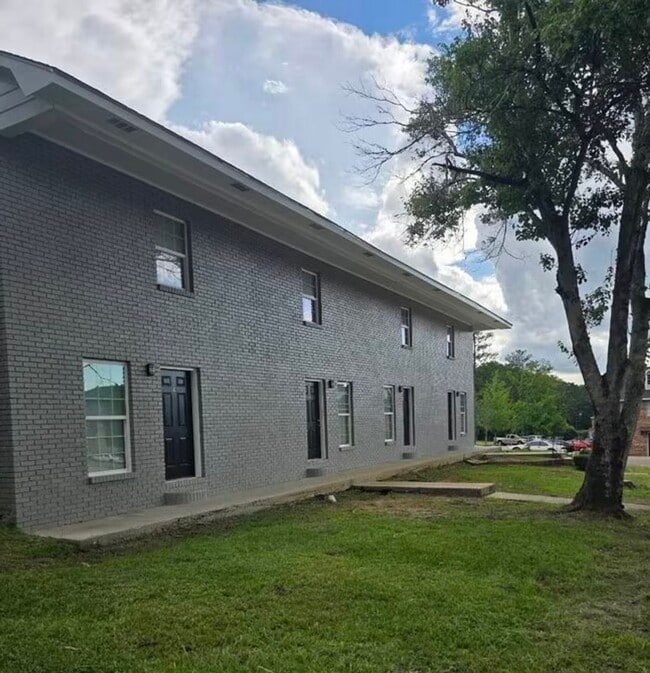 Photo - Newly Major Renovated Beverly Manor Unit 108 Ellis Drive- 1