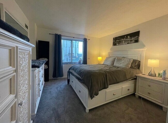 10 Museum Way Unit 528