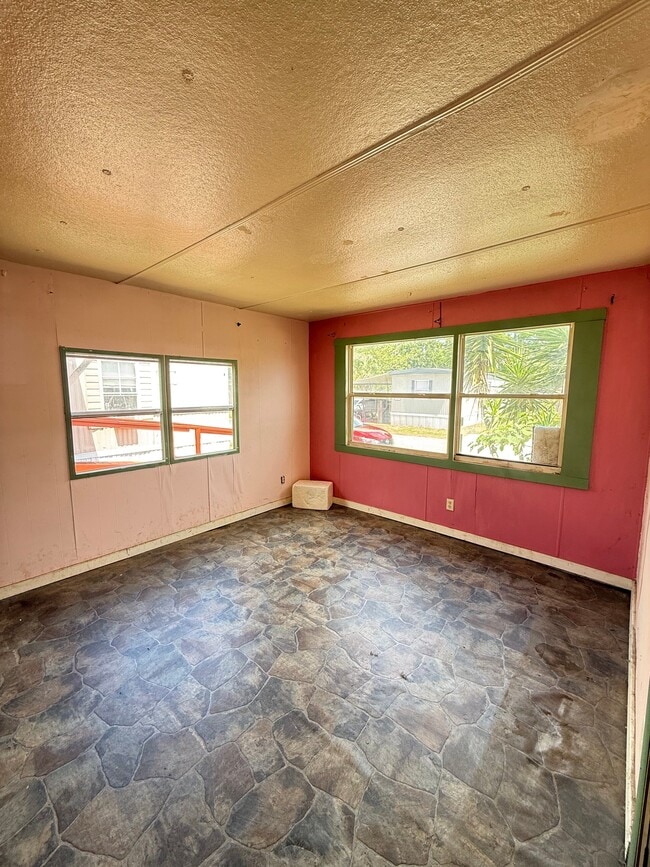 Photo - 920 Boardwalk Ln