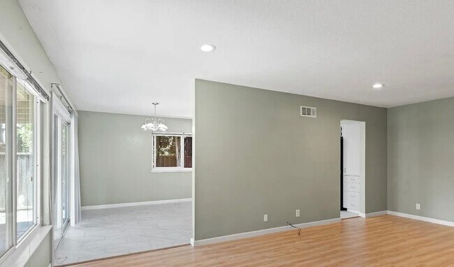 Photo - 6109 Lean Ave
