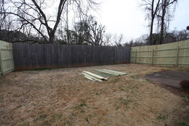 Photo - Updated 2 Bedroom Available July 2026!