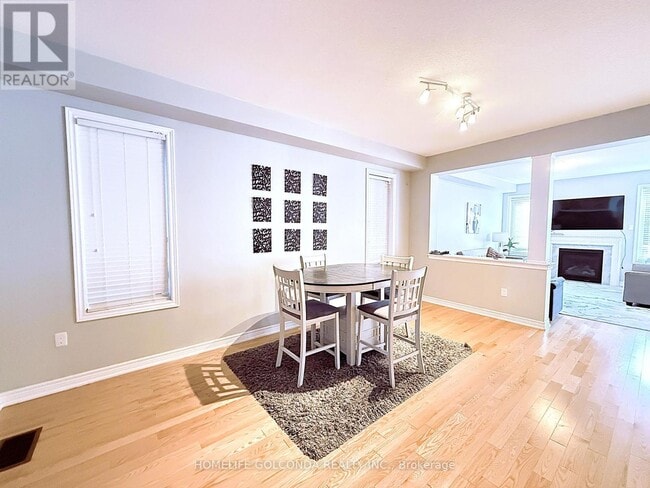 Photo - 24 Applegate Dr