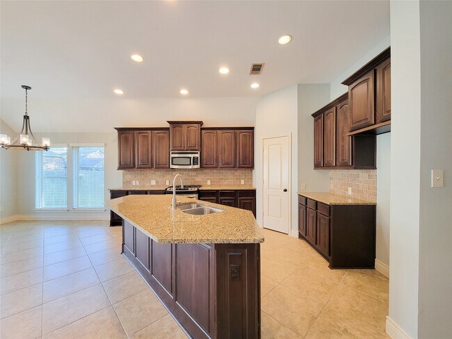 Photo - 106 Colina Vista Way