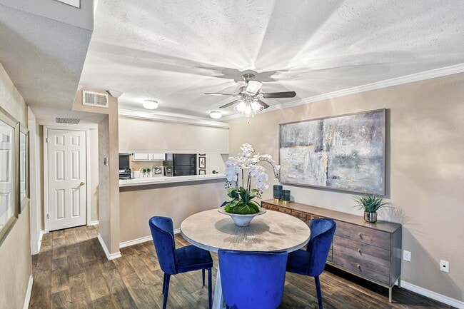 Davenport Apartments