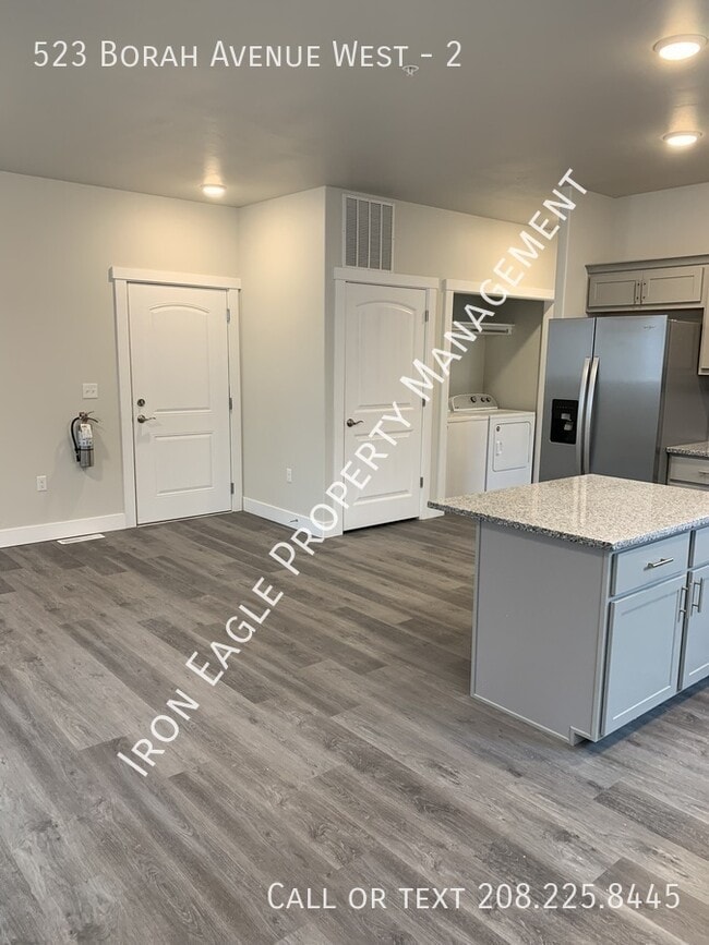 Photo - 523 Borah Ave W