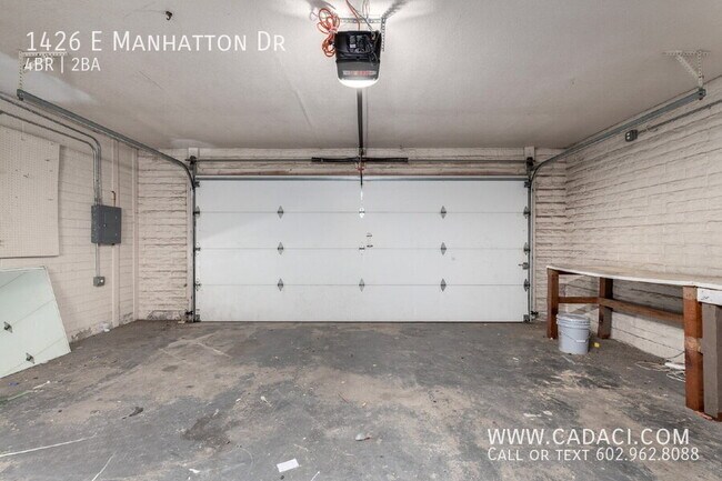 Photo - 1426 E Manhatton Dr