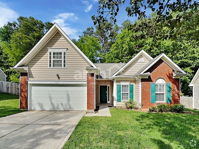 Building Photo - 6016 Shining Oak Ln Rental