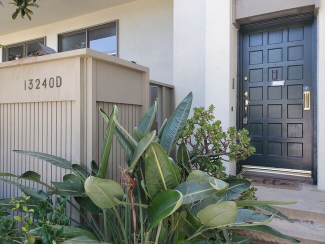 Photo - Townhouse  3+2.5