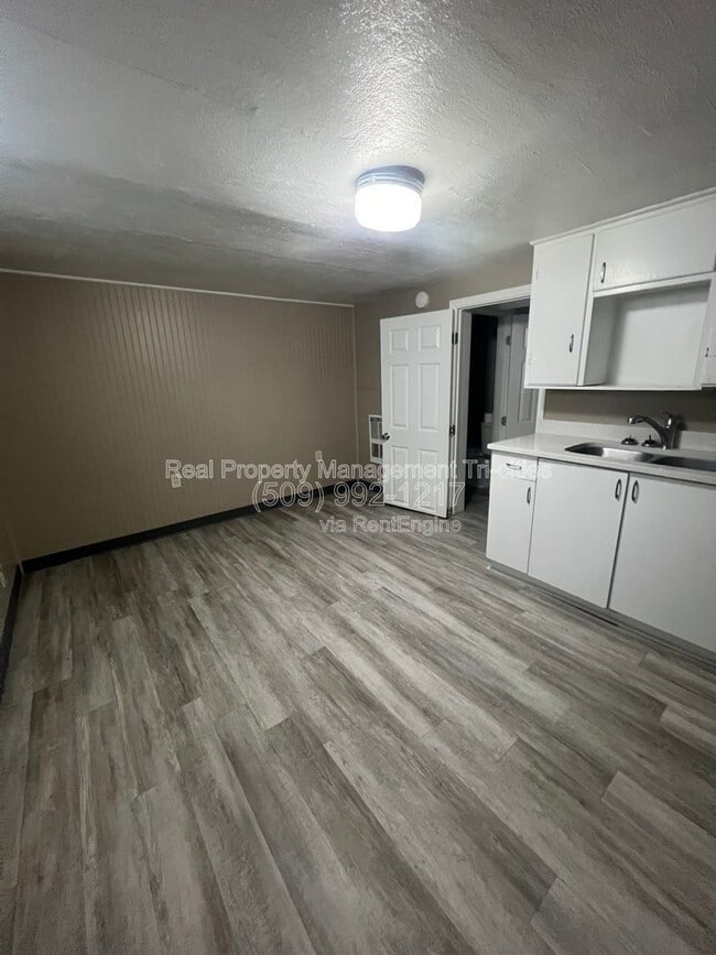 Photo - 508 9th St Unit 6