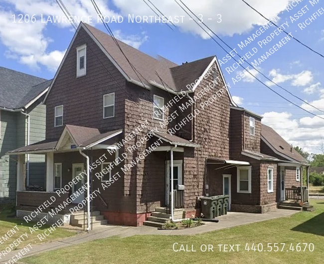 Building Photo - 1206 Lawrence Rd NE Unit 3