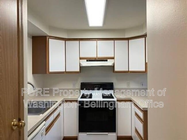 Photo - 413 Rowland Rd