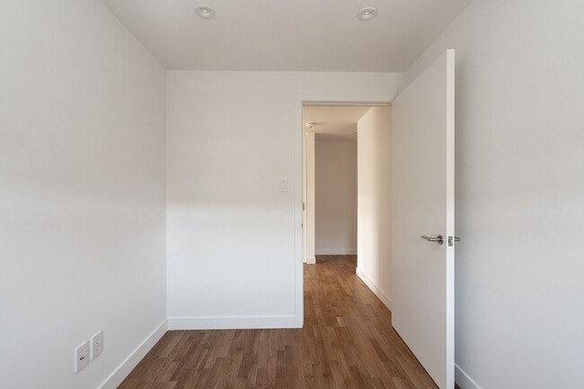 Photo - 56 Eccleston Drive Unit 413