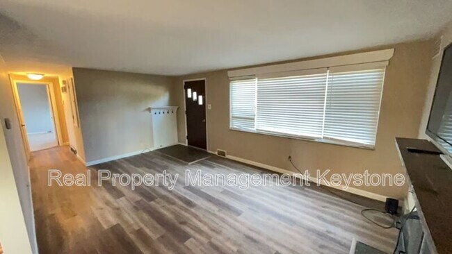 Photo - 5114 Caste Dr