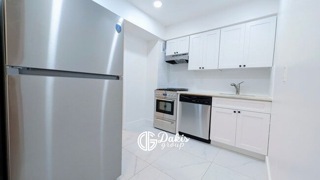 Photo - 25-33 23rd Street, DG1 Rental