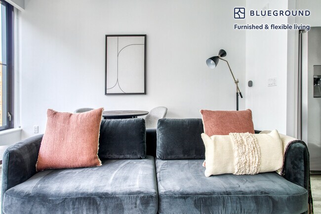 Photo - 949 1st St SE Unit FL10-ID303