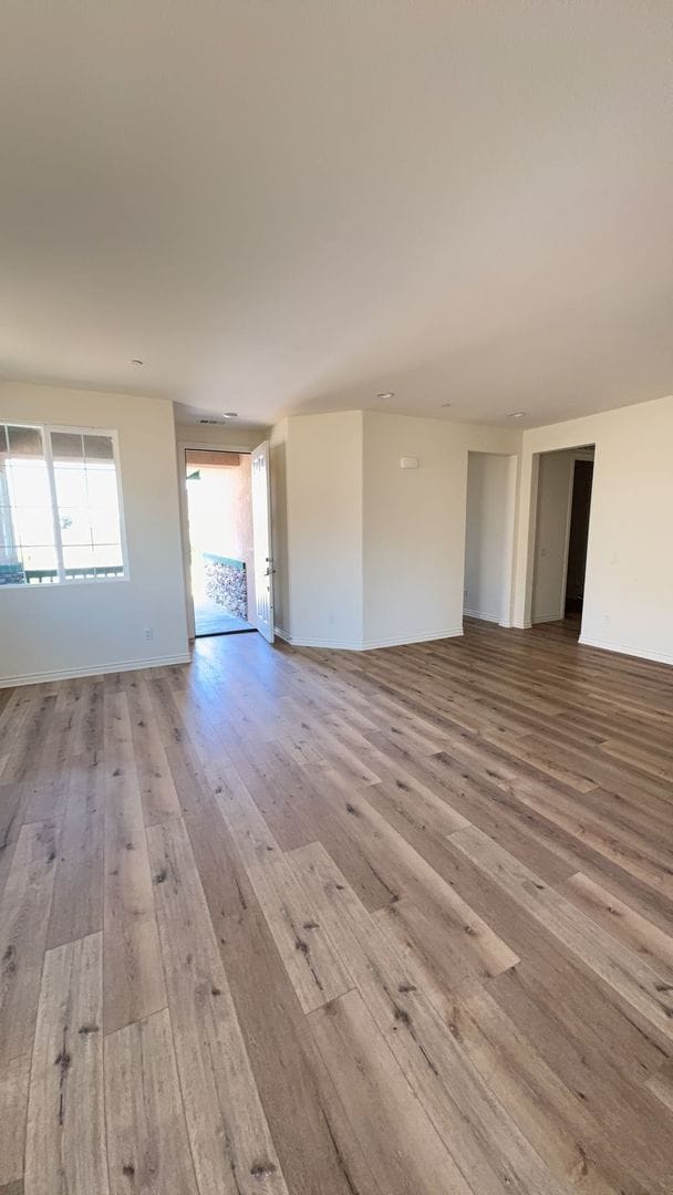Photo - 3 BEDROOM VICTORVILLE HOME