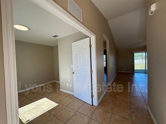 Photo - 2409 Park Rd