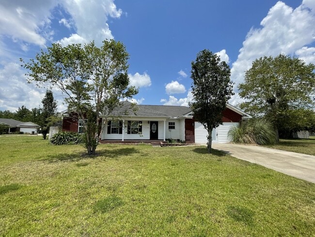 Building Photo - Home For Rent