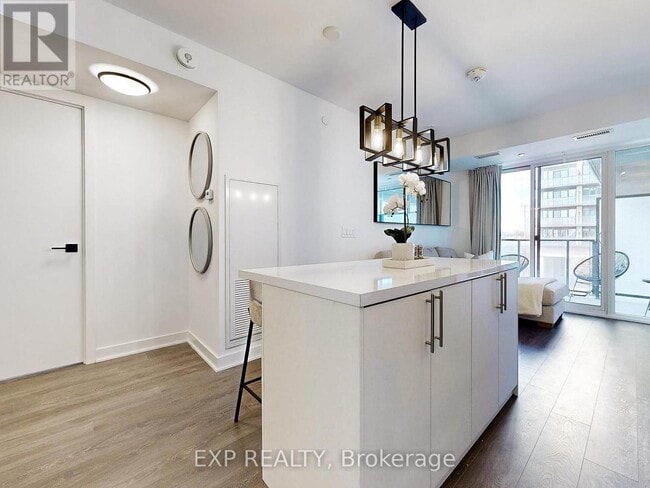 Photo - 36 Zorra St Unit 330