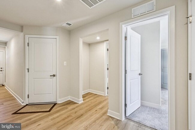 Photo - 9389 Edenderry Dr