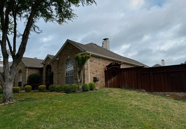 Photo - 11820 Duxbury Dr