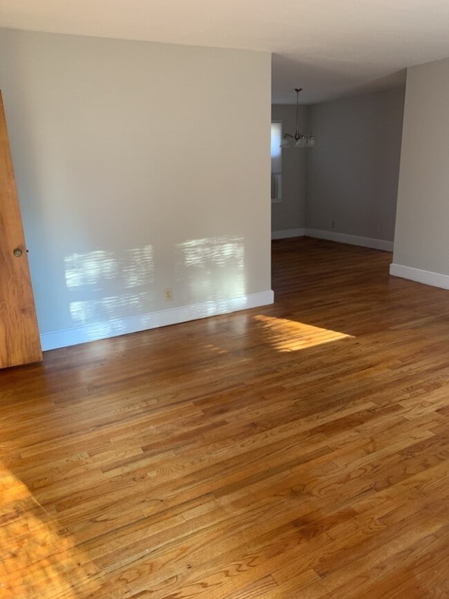 Photo - 3735 Bridlewood Dr