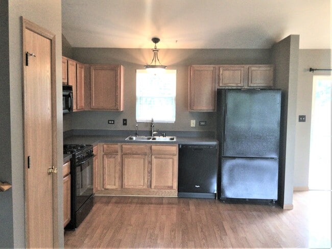 Photo - 898 Cottonwood Dr