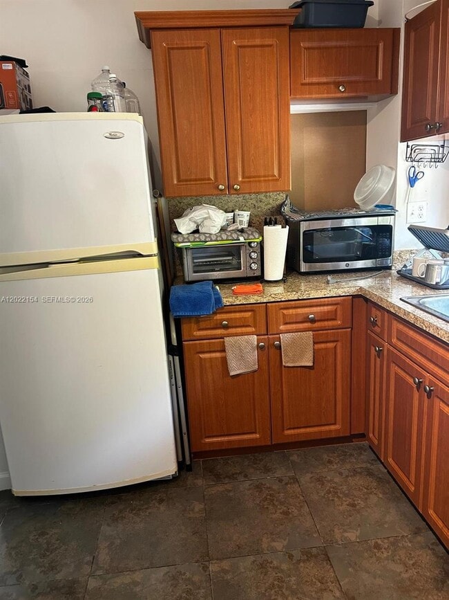 Photo - 17021 N Bay Rd Unit 327