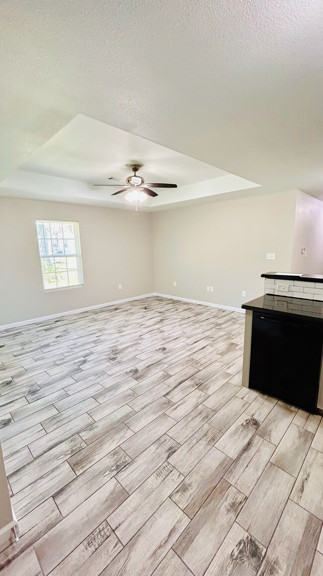 Photo - 4504 Bob Hall Rd