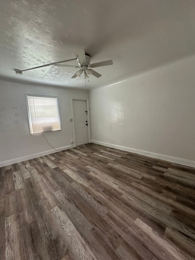 Photo - 17 Detroit St Unit 4